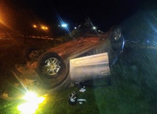 Foragido por tráfico é preso após carro capotar durante fuga em Palmas; suspeito ficou preso às ferragens