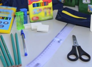Materiais escolares são vendidos com variação de até 578% nas papelarias de Palmas