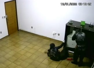 Suspeitos tentam arrombar cofre de empresa e são presos em flagrante pela Polícia Militar; VÍDEO