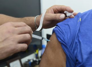 Busão vai ao Parque dos Povos Indígenas vacinar moradores contra a Covid e a gripe nesta quarta (26)