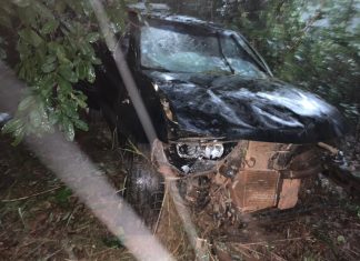 Motorista fica ferido após bater em caminhão e sair da pista ao tentar desviar de buraco na TO-335
