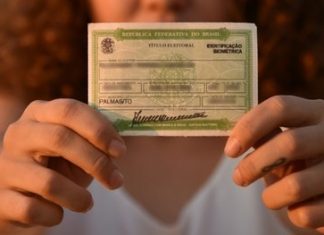 Justiça Eleitoral faz atendimento itinerante em nove municípios para promover regularização de títulos