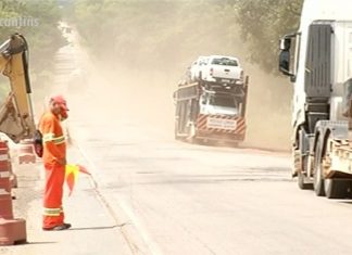 Trecho da BR-153 passa por obras no sul do TO e motoristas devem dirigir com atenção para evitar acidentes