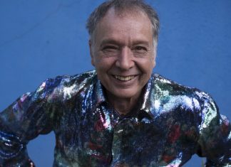 Arnaldo Baptista lança edição ampliada de disco com remixes da música ‘To burn or not to burn’