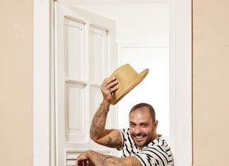 Diogo Nogueira tira o chapéu para samba romântico em que se declara para a ‘musa do meu Carnaval’