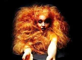 Elke Maravilha é revivida em disco com registro de show de 2015, feito um ano antes da morte da artista