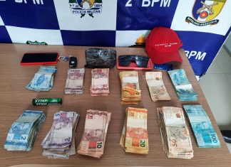 Suspeito de tráfico de drogas é preso com cocaína e mais de R$ 10 mil em espécie