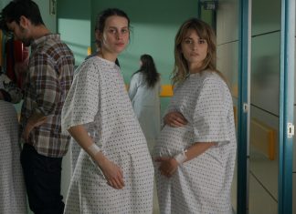 ‘Mães paralelas’ mistura maternidade e questões políticas com sensibilidade; g1 já viu