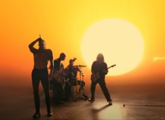 Red Hot Chili Peppers lança ‘Black Summer’, primeira faixa de novo álbum e que marca retorno de John Fusciante