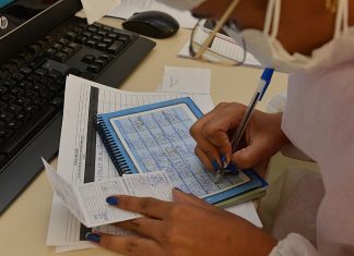 Três postinhos e shopping de Palmas aplicam vacinas contra o coronavírus neste sábado (12)