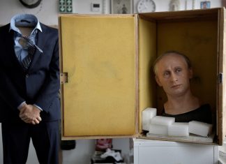 Museu de cera na França retira estátua de Putin de exposição
