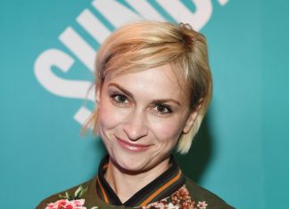 Família de diretora Halyna Hutchins, morta no set de ‘Rust’, não consegue sair da Ucrânia