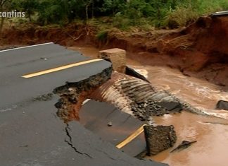 Interdição do trecho da BR-226 que desabou entra no segundo dia