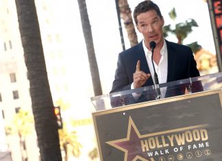 Benedict Cumberbatch ganha estrela na Calçada da Fama de Hollywood