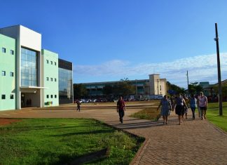 UFT lança edital de bolsa para estudantes comprarem notebooks ou tablets