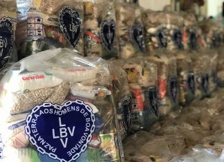 Veja como famílias carentes podem receber kits com material escolar e cestas básicas em Palmas