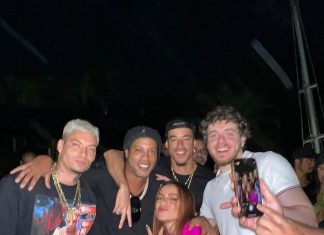 Antes de show no Lollapalooza, Jack Harlow curte aniversário de Ronaldinho com Anitta e Filipe Ret