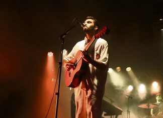 Após adiamento, Silva divulga datas de turnê nacional