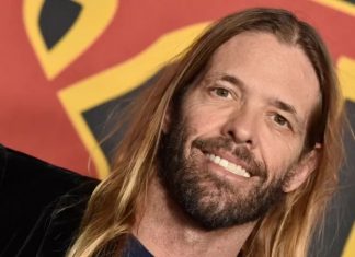 Quem foi Taylor Hawkins, baterista da banda Foo Fighters que morreu na Colômbia