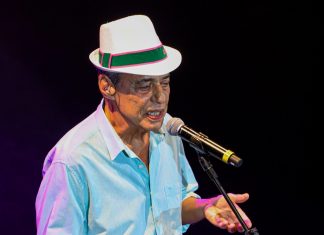 Bambas hasteiam bandeiras para a Mangueira em show tão grande que nem cabe explicação…