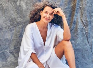 Simone abre ‘Boca em brasa’ para cantar música inédita de Juliano Holanda e Zélia Duncan no álbum ‘Da gente’