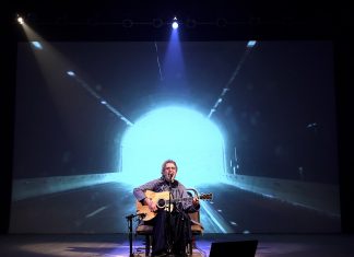 Vitor Ramil trilha com inspiração o percurso de ‘Rilke shake’, single do álbum ao vivo ‘Avenida Angélica’