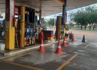 Postos de Palmas registram falta de combustíveis; entenda