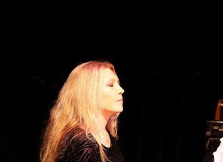 Pianista Eliane Elias leva o Grammy de melhor álbum de jazz latino