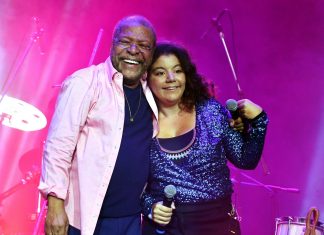 Alegria Ferreira, filha de Martinho da Vila, debuta no palco com o pai no show ‘Unidos e misturados’