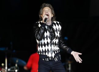 Mick Jagger é diagnosticado com Covid; Rolling Stones cancela show que faria em Amsterdã