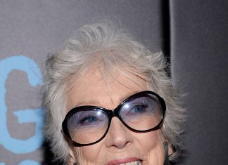 Margaret Keane, artista retratada no filme ‘Big Eyes’, morre aos 94 anos