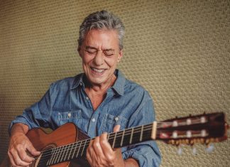 Chico Buarque apresenta samba com categoria e letra política em single que propõe ‘zerar o jogo’