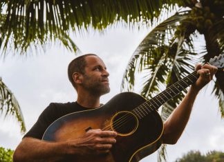 Jack Johnson propõe reflexão sobre a correria da vida no álbum ‘Meet The Moonlight’