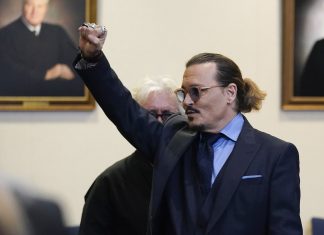 Johnny Depp abre conta no TikTok e consegue mais de 4,6 milhões de seguidores em um dia