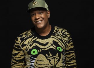 Márcio Victor canta 12 músicas inéditas na gravação de álbum audiovisual do Psirico na Bahia