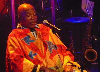 Milton Nascimento se consagra na eternidade das canções que alicerçam ‘A última sessão de música’