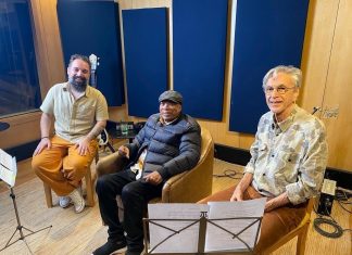 Caetano Veloso grava ‘Paula e Bebeto’ com o parceiro Milton Nascimento para projeto infantil