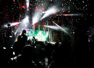 Shows e desfiles de moda voltam à Venezuela, mas apenas para quem tem dinheiro