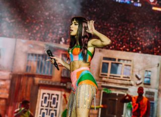 Anitta reitera voto em Lula, mas diz não ser petista e que não autoriza uso da imagem por candidatos do partido