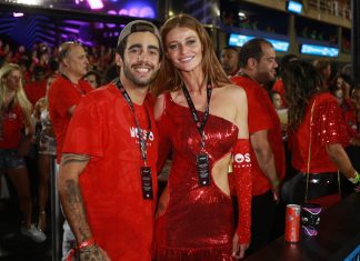 Cintia Dicker e Pedro Scooby estão à espera do primeiro filho; surfista já é pai de três