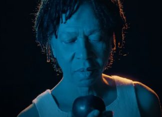 Djavan reitera padrões em single, ‘Num mundo de paz’, feito à moda de Djavan