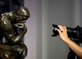 Escultura ‘O Pensador’, de Rodin, é vendida por R$ 58 milhões em leilão em Paris