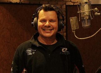 Toni Platão grava em estúdio álbum com músicas do show em que canta o amor segundo Herbert Vianna