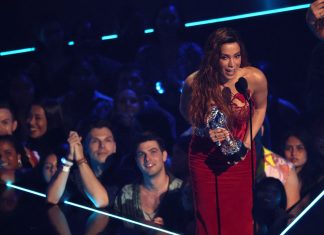 Anitta no VMA: famosos parabenizam cantora pela premiação inédita