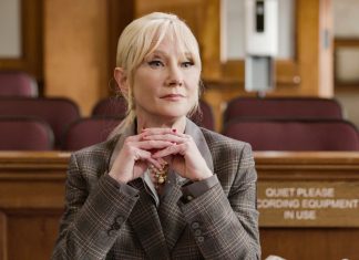 Anne Heche está em coma e em ‘condição extremamente crítica’ após acidente de carro