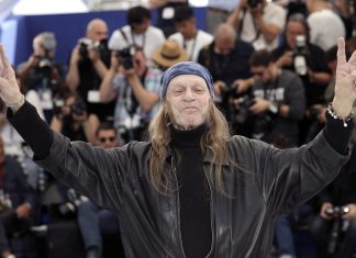 Leon Vitali, ator e braço direito de Stanley Kubrick, morre aos 74 anos