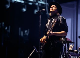 Líder do Arcade Fire é acusado de assédio sexual por três mulheres; ele diz que relações foram consensuais