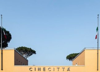 Incêndio atinge lendários estúdios de cinema Cinecittà em Roma