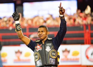 Peão de São Francisco de Sales, MG, vence campeonato brasileiro da PBR e vai aos EUA