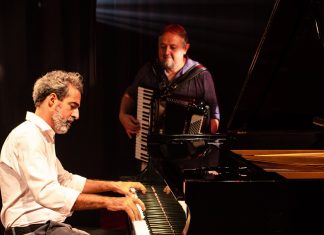 Pianista Pedro de Alcântara põe o acordeonista Bebê Kramer no barco de álbum instrumental